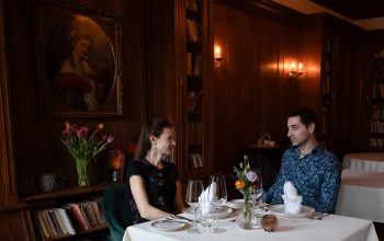 Romantický Pobyt s Večeří v Chateau Trnová